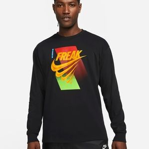 Nike‎ Giannis 'Freak' Men's Max 90 Long-Sleeve T-Shirt Size Medium